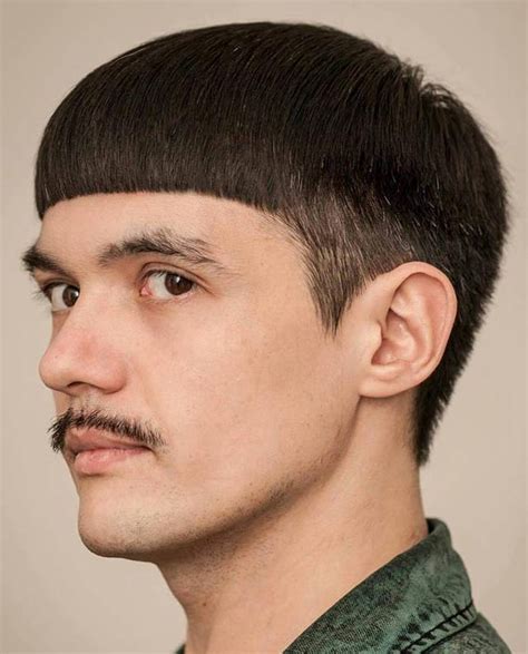 20 will cover your haircut and a generous tip. . Mug haircuts